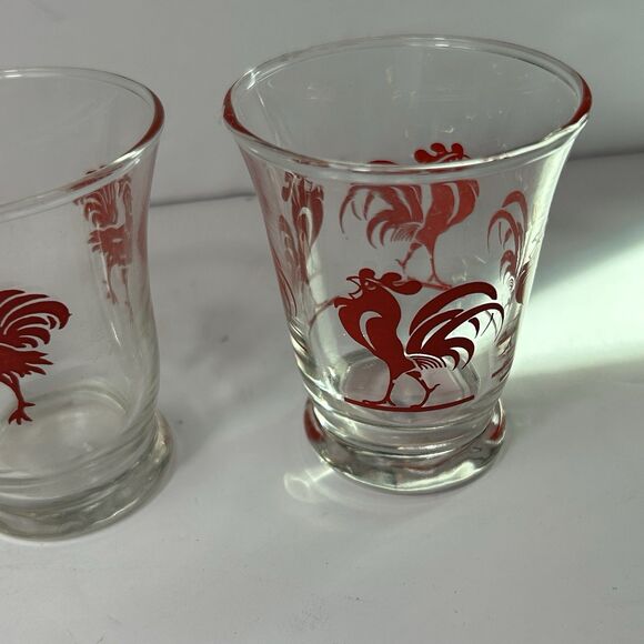 Vintage Red Rooster Juice Glasses Set 4 Farmhouse Diffferent Designs 3" Libbey? - Picture 6 of 9